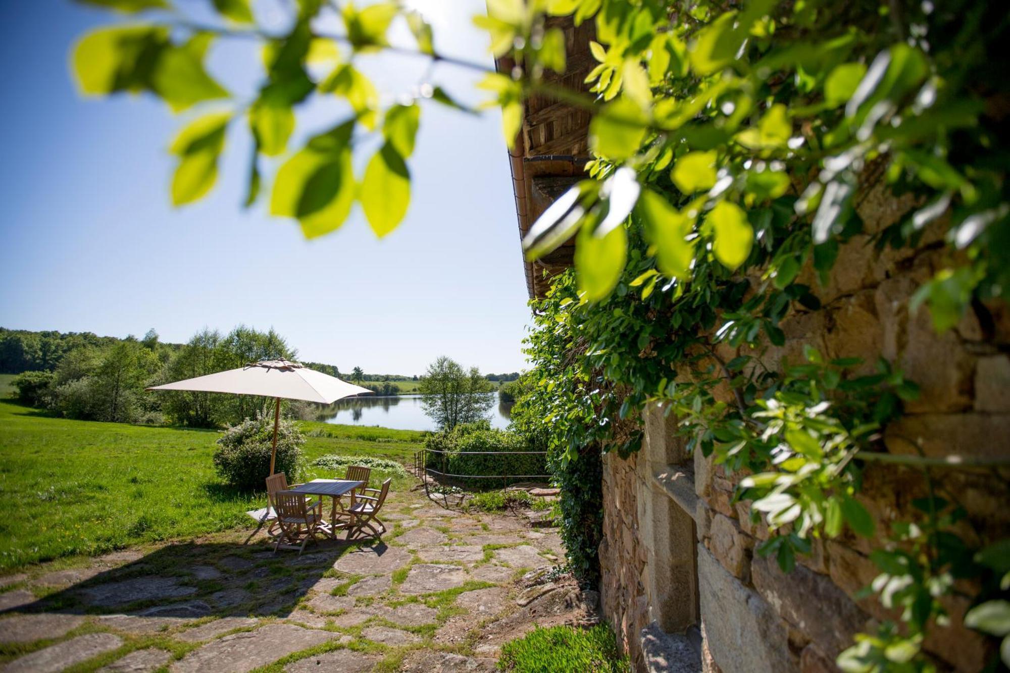 Hotel Domaine Des Etangs, Auberge Resorts Collection Massignac Exteriér fotografie