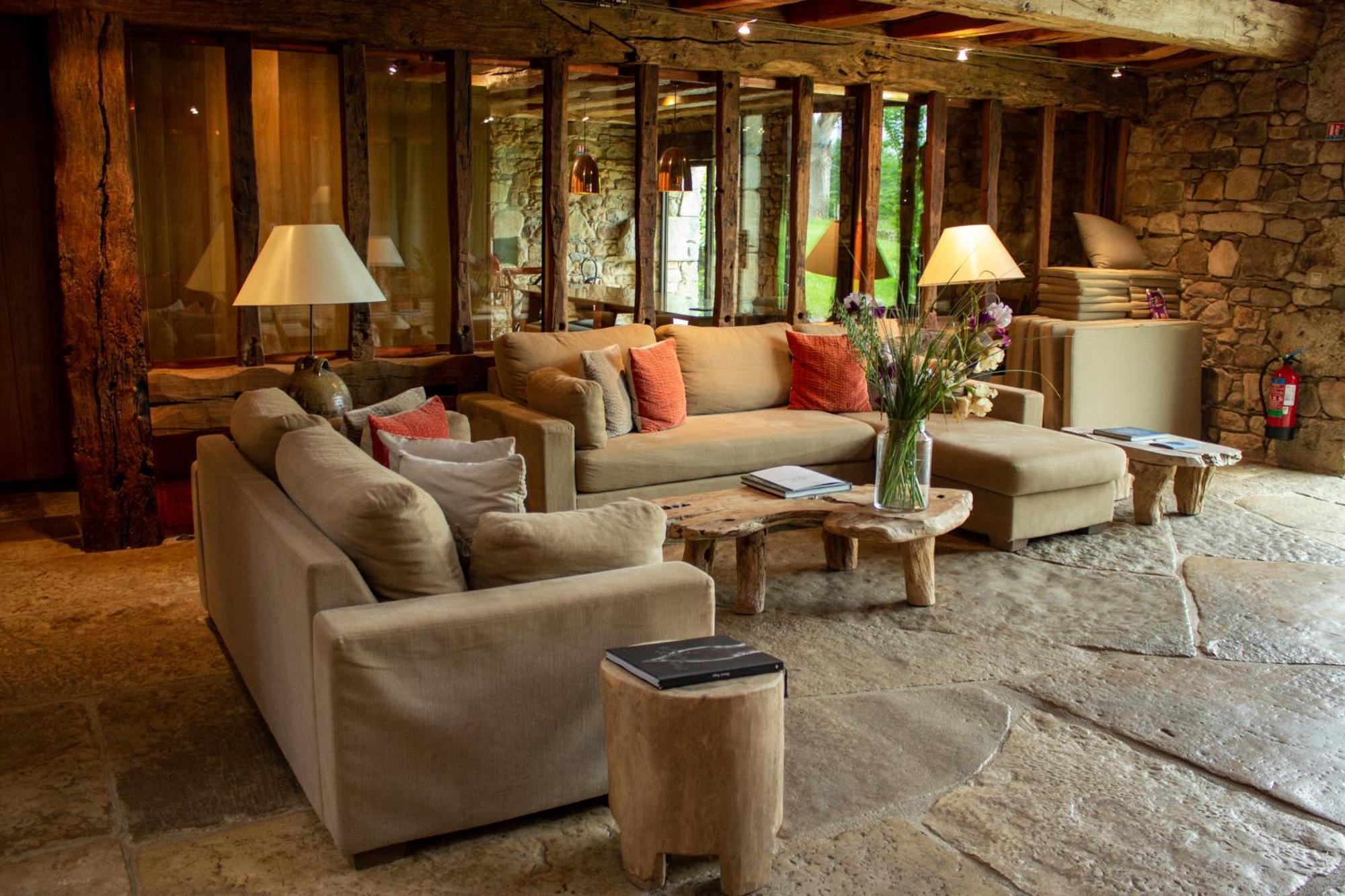 Hotel Domaine Des Etangs, Auberge Resorts Collection Massignac Exteriér fotografie